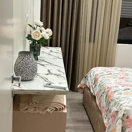 Daniel Apartament Golem (Tirana)